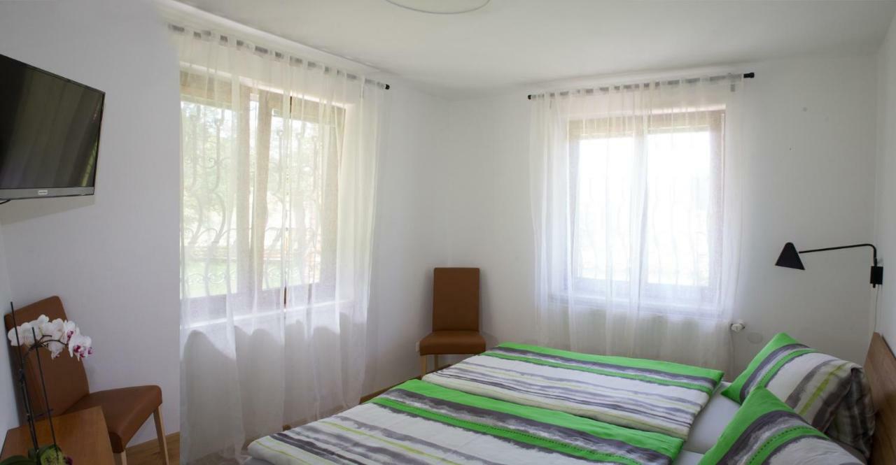 Gaestezimmer Buchegger Krumbach  Экстерьер фото